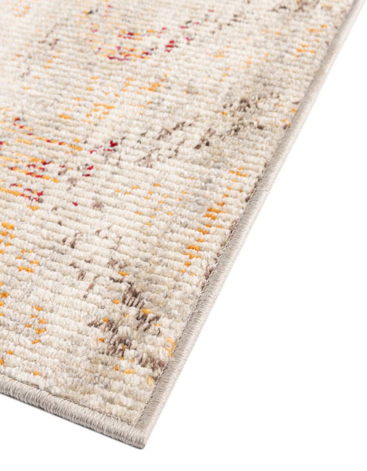 Detail image of  2' 6 x 8' Amulet Runner Rug