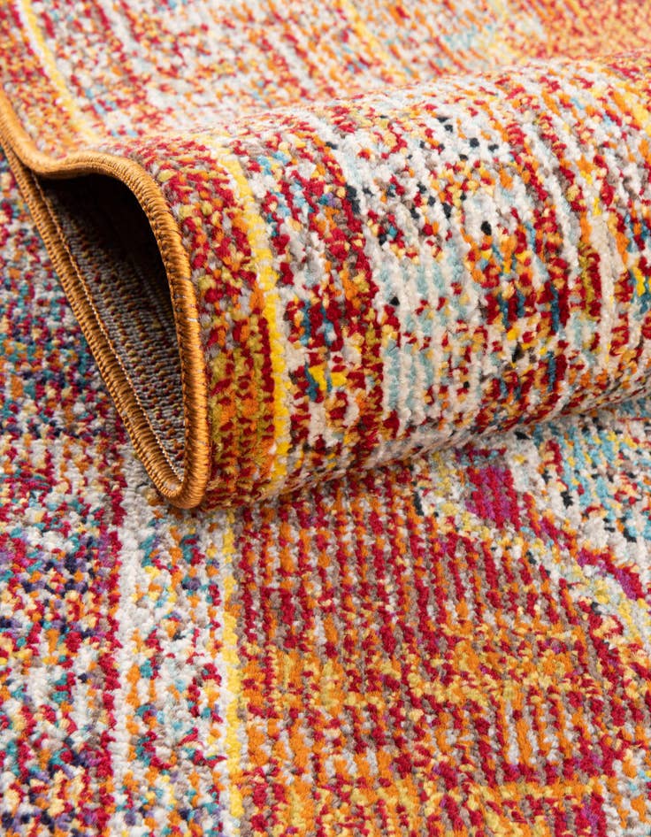 Detail image of  2' 4 x 7' Amulet Runner Rug