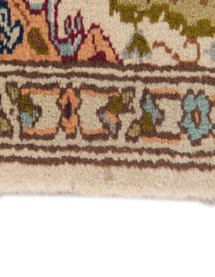 Detail image of  2' 5 x 5' 2  Hand Knotted Bakhtiar Wool Runner Rug