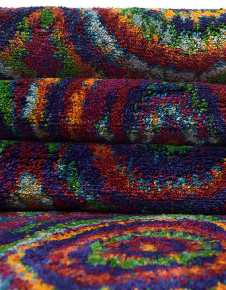 Detail image of  2' x 6' Calypso Runner Rug