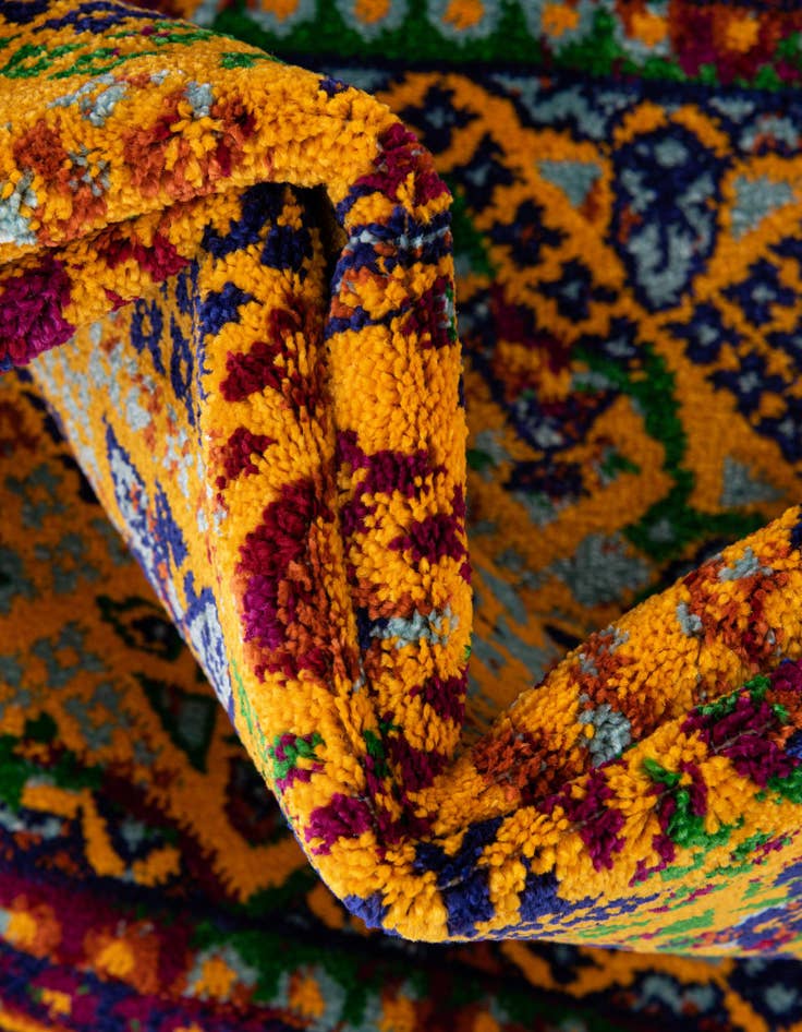 Detail image of  2' x 6' Calypso Runner Rug