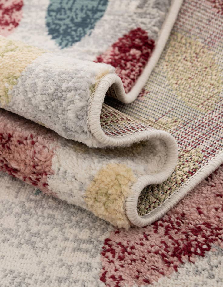 Detail image of  2' x 6' Charleston Runner Rug