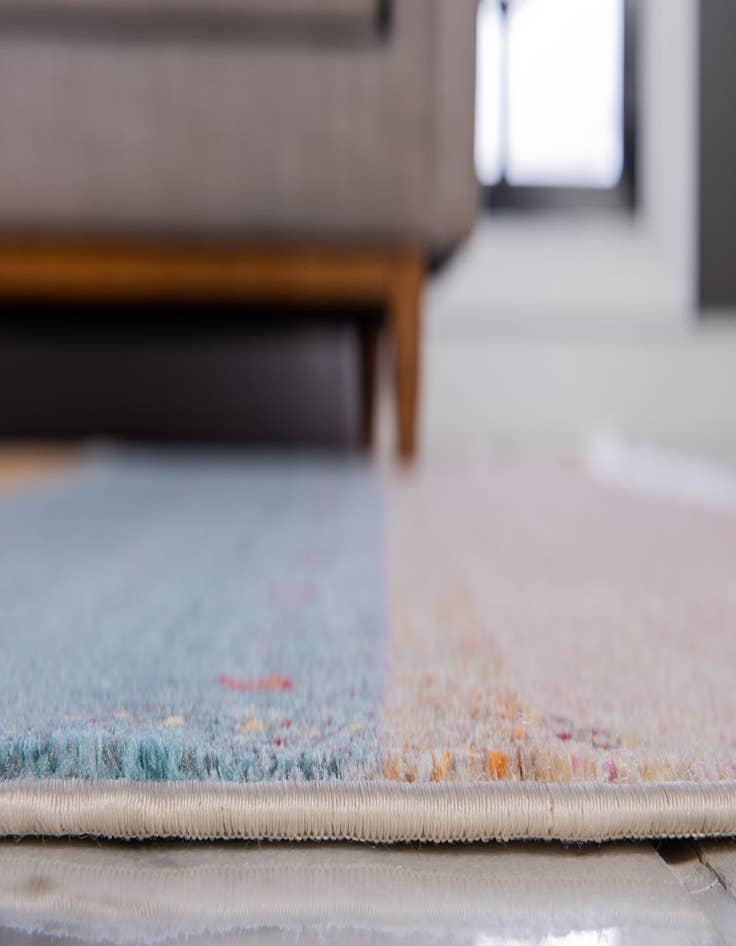 Detail image of  2' 2 x 6' Dakota Runner Rug