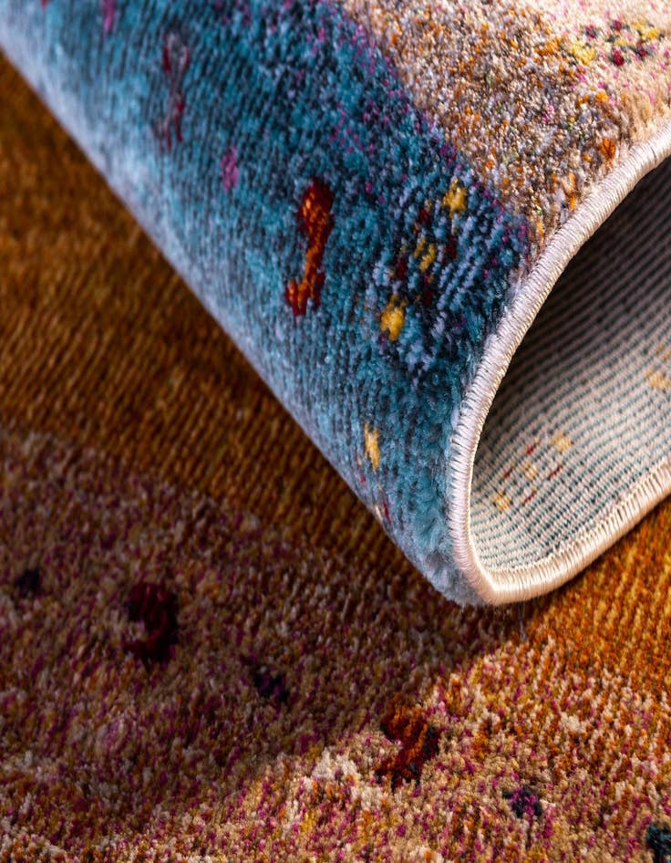 Detail image of  2' 2 x 6' Dakota Runner Rug