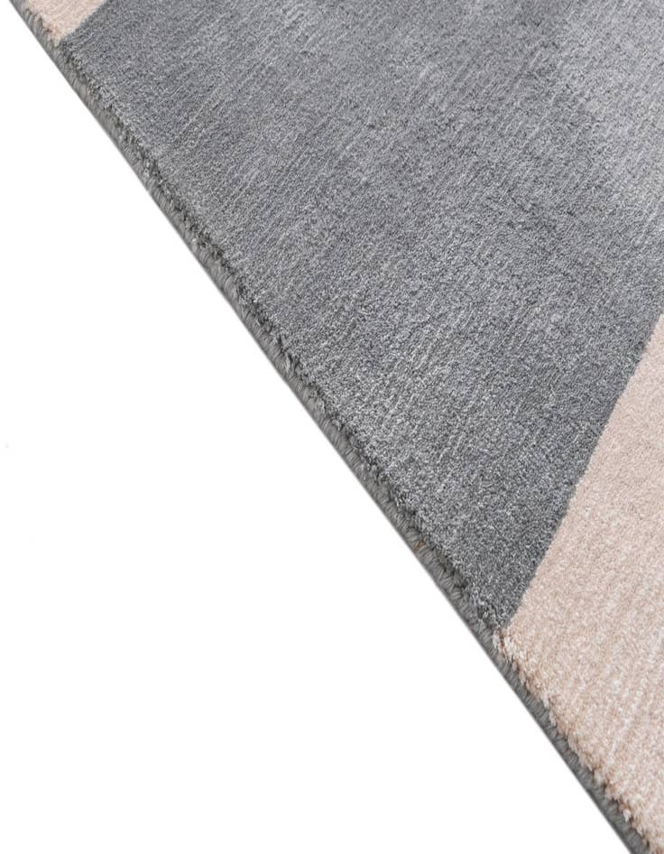 Detail image of  2' 7 x 13' 1  Hand Knotted Darya Wool Runner Rug