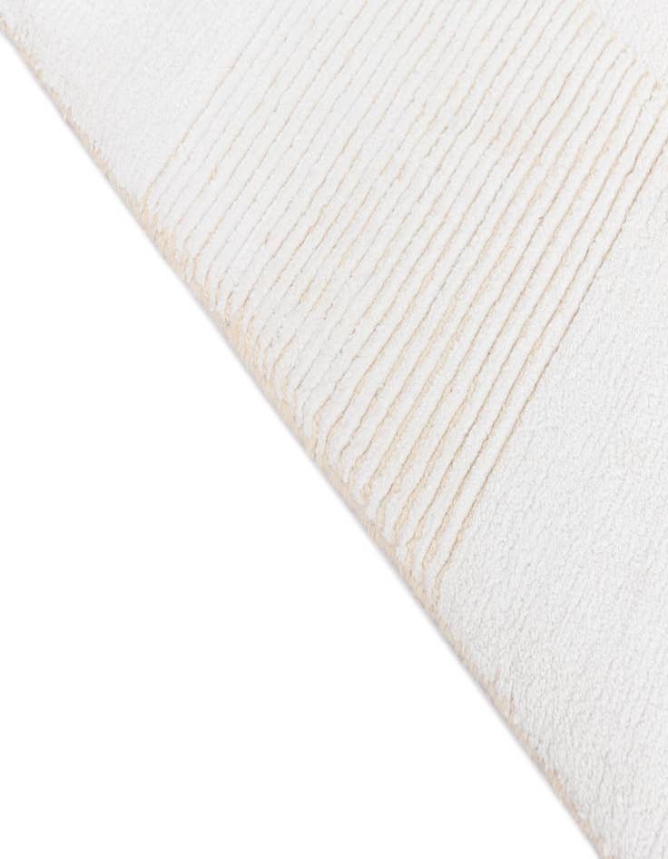 Detail image of  2' 9 x 12' 10  Hand Knotted Darya Wool Runner Rug