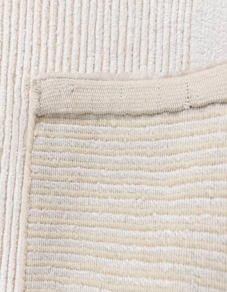 Detail image of  2' 9 x 12' 10  Hand Knotted Darya Wool Runner Rug