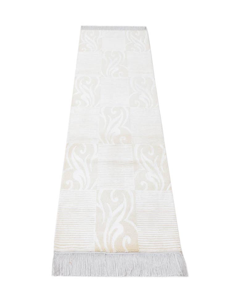 Detail image of  2' 8 x 6' 7  Hand Knotted Darya Wool Runner Rug