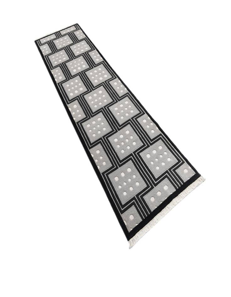 Detail image of  2' 7 x 10'  Hand Knotted Darya Wool Runner Rug