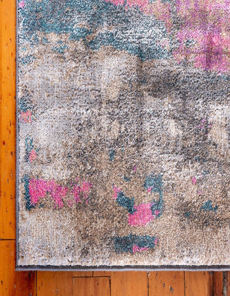 Detail image of 2' 7 x 10' Delilah Runner Rug