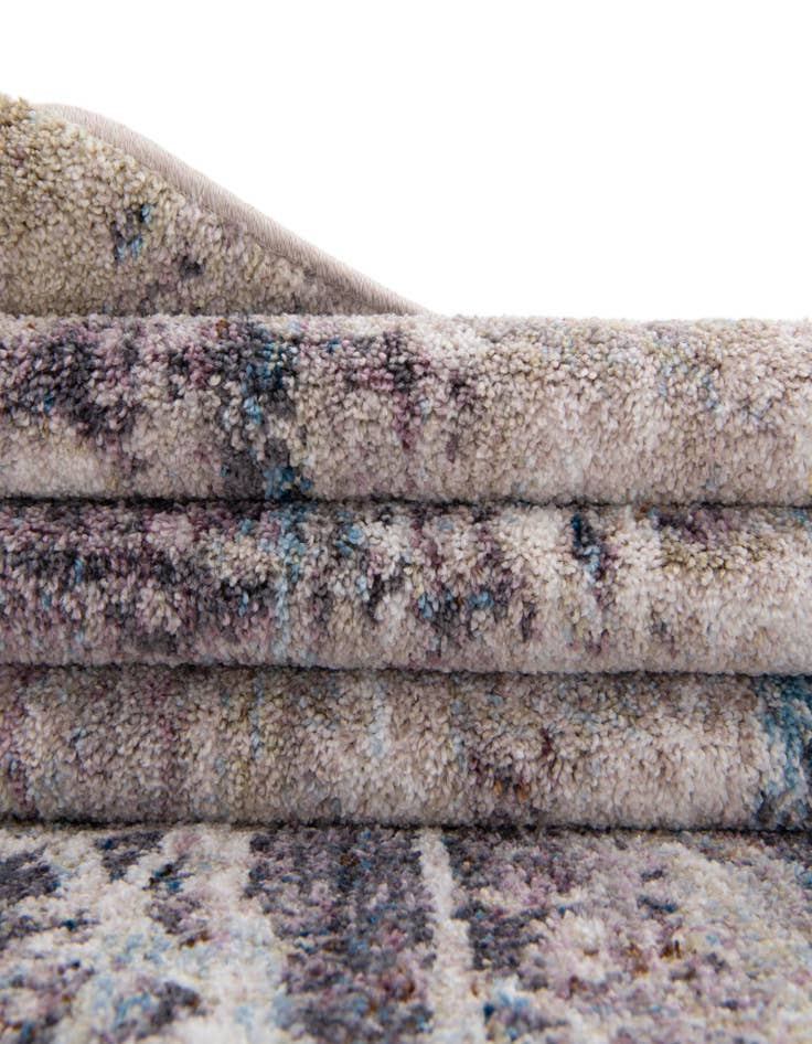 Detail image of Jill Zarin 2' 7 x 10' Downtown Gramercy Runner Rug