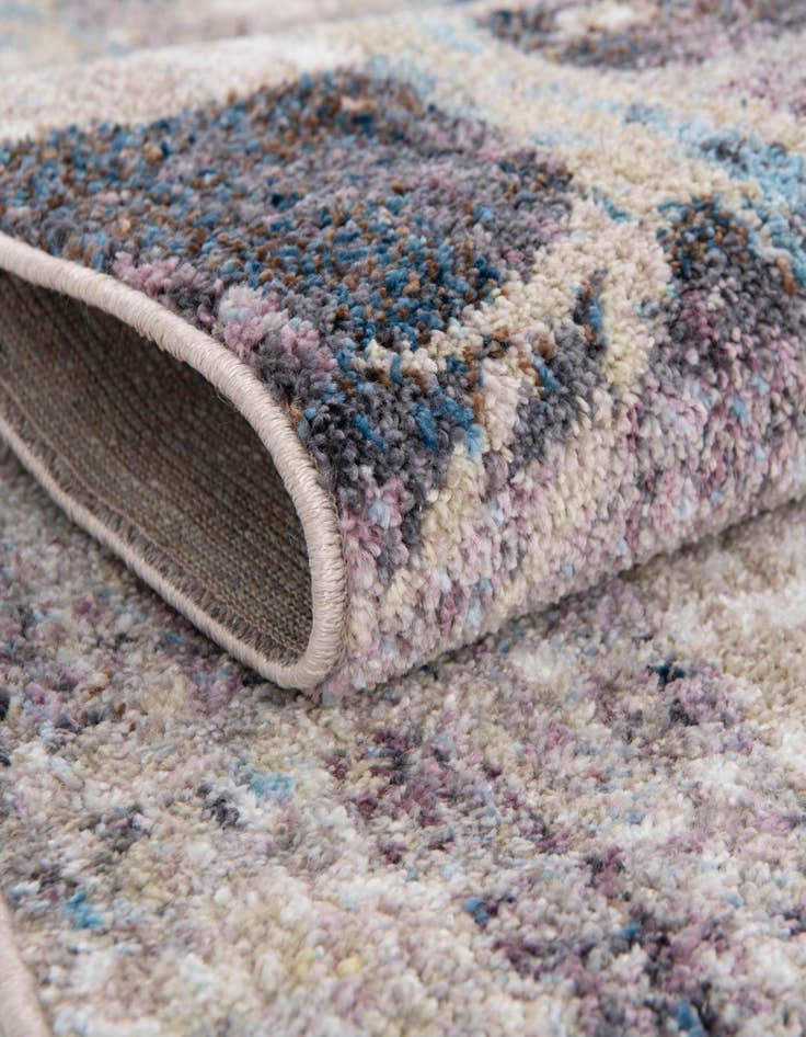 Detail image of Jill Zarin 2' 7 x 10' Downtown Gramercy Runner Rug