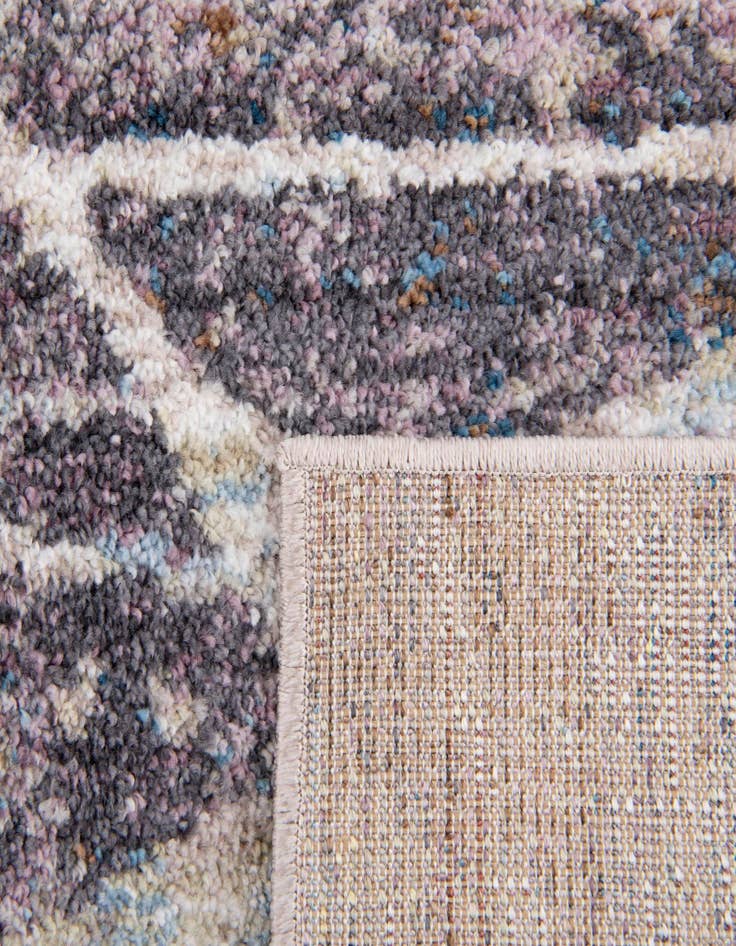 Detail image of Jill Zarin 2' 7 x 10' Downtown Gramercy Runner Rug