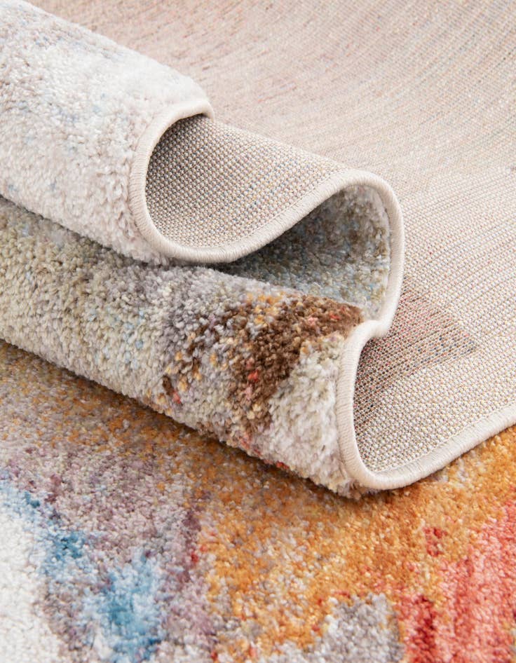 Detail image of Jill Zarin 2' x 8' Downtown West Village Runner Rug