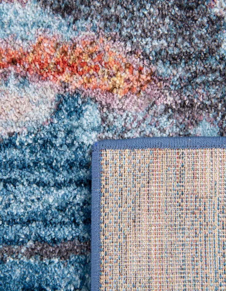 Detail image of Jill Zarin 2' 2 x 6' Downtown Tribeca Runner Rug