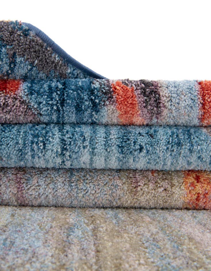 Detail image of Jill Zarin 2' 2 x 6' Downtown Tribeca Runner Rug