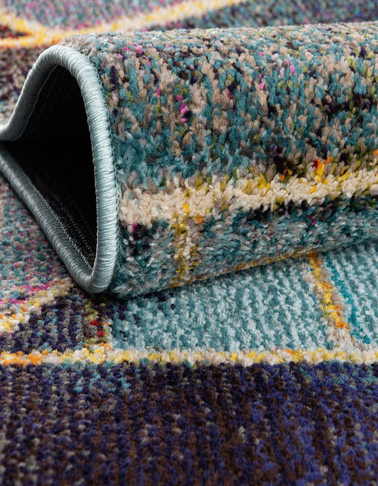 Detail image of  2' x 4'  Washable Haerfest Runner Rug