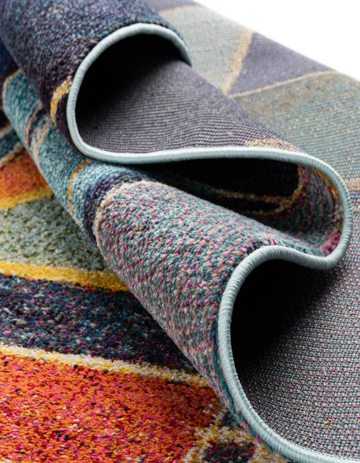 Detail image of  2' x 4'  Washable Haerfest Runner Rug