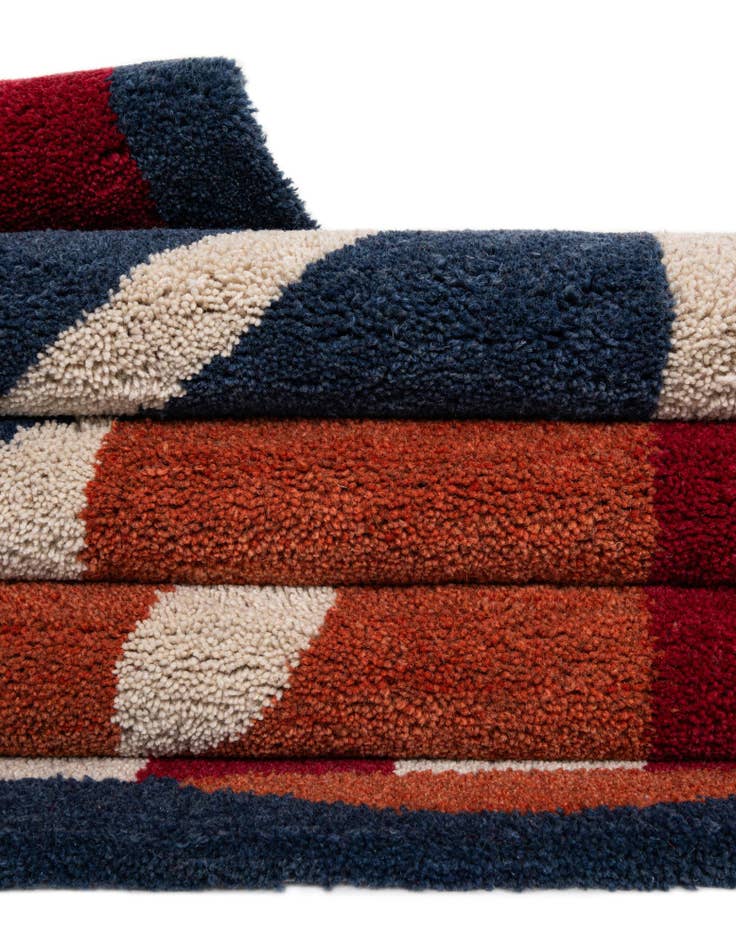 Detail image of  2' x 8' Handtufted Wool Runner Rug