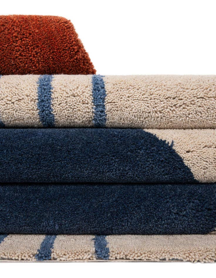 Detail image of  2' x 6' 1 Handtufted Wool Runner Rug