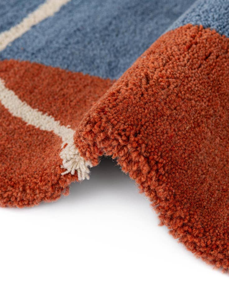 Detail image of  2' x 6' 1 Handtufted Wool Runner Rug