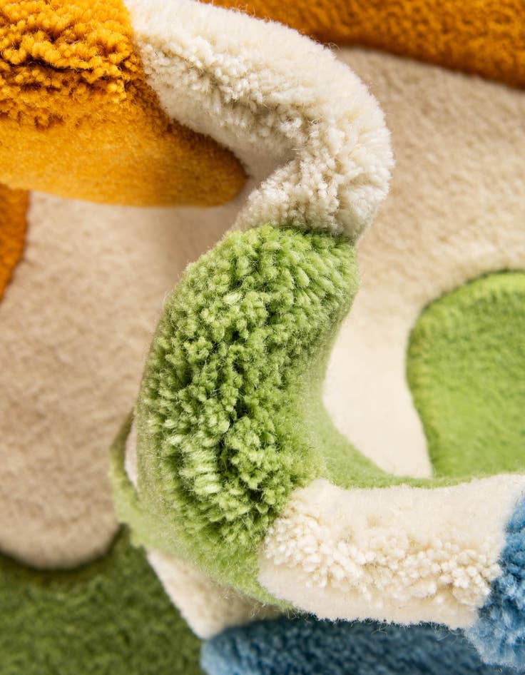 Detail image of  2' 7 x 8' Happy Rugs Wavy Wool Runner