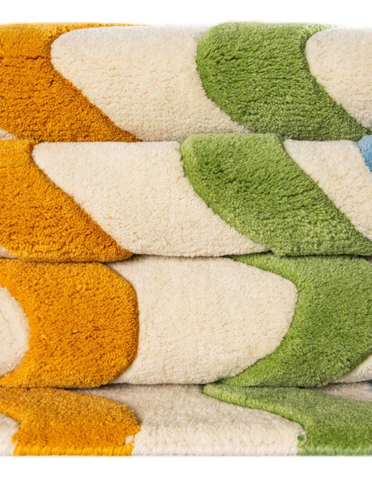 Detail image of  2' 7 x 8' Happy Rugs Wavy Wool Runner