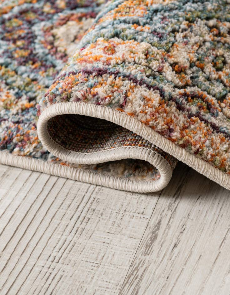 Detail image of  2' 7 x 10' Isabella Runner Rug