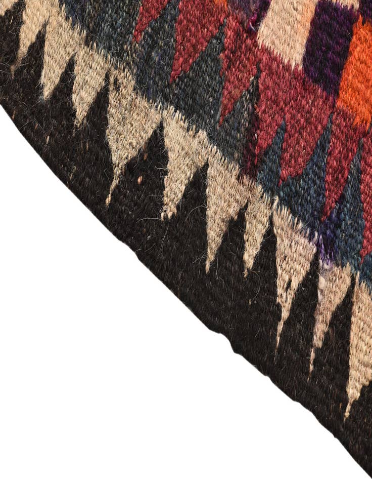 Detail image of  5' x 9' 6  Hand Woven Kilim Fars Wool Runner Rug