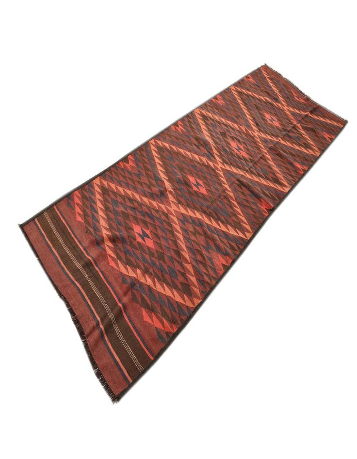 Detail image of  3' 10 x 11'  Hand Woven Kilim Fars Wool Runner Rug