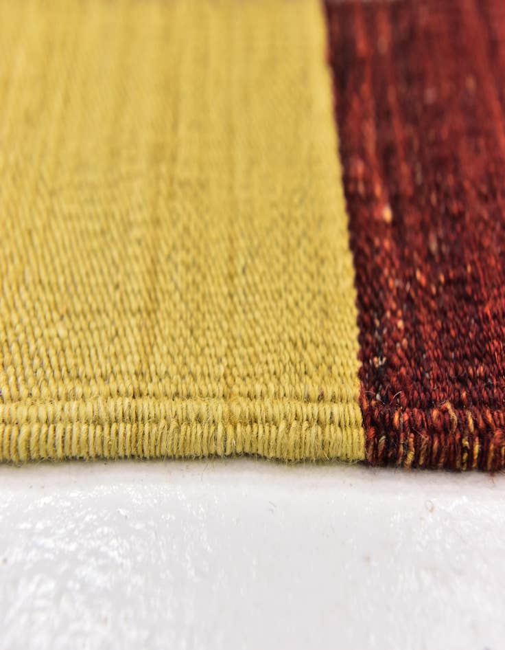 Detail image of  2' 9 x 6' 7  Hand Woven Kilim Modern Wool Runner Rug