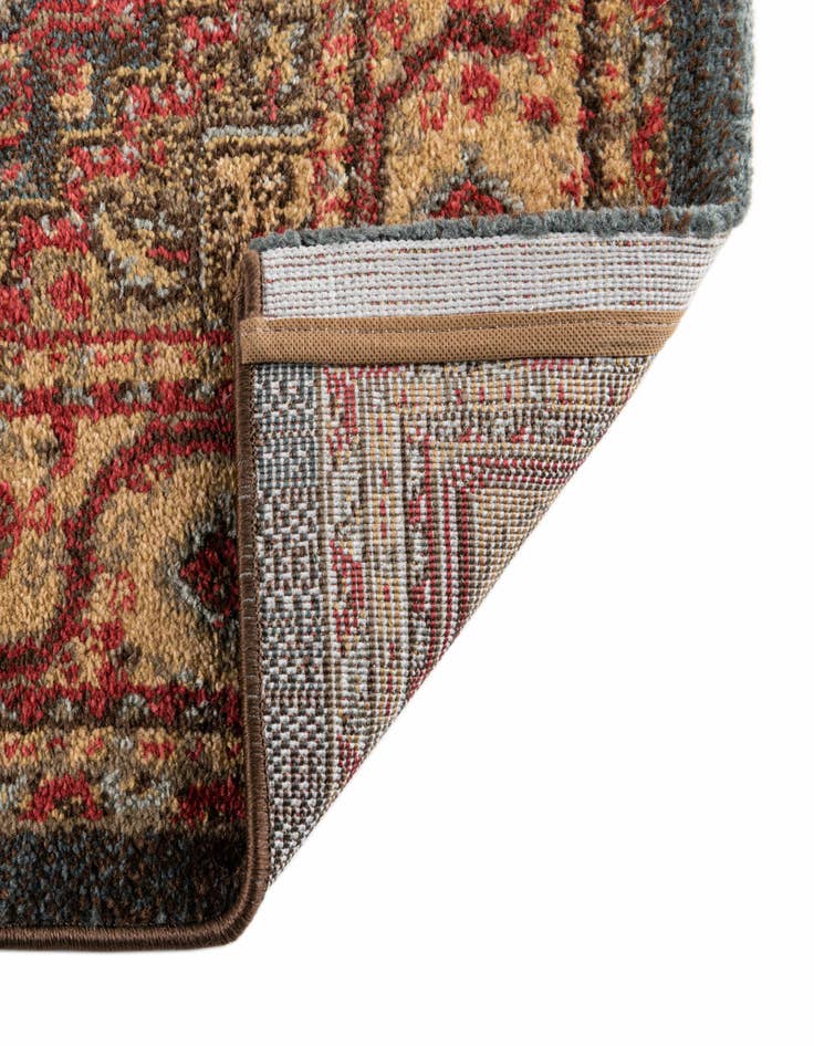 Detail image of  2' 7 x 10' Leipzig Runner Rug