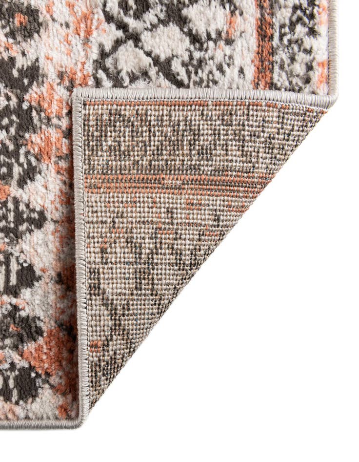 Detail image of  2' 7 x 10' Leipzig Runner Rug