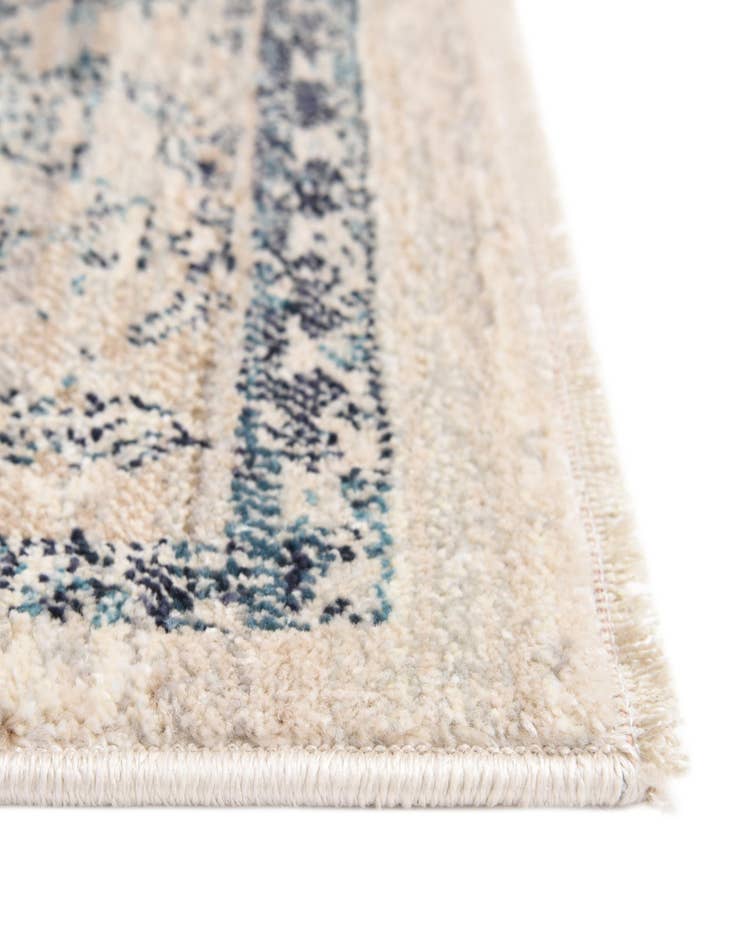 Detail image of  2' 7 x 10' 2 Lola Runner Rug