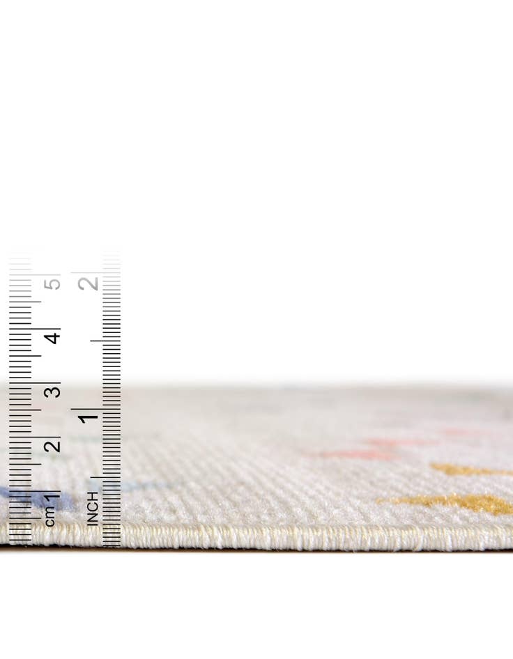 Detail image of  2' x 6' Lotus Runner Rug