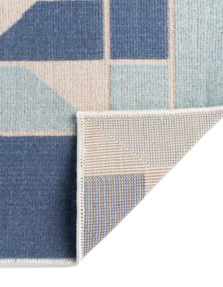 Detail image of  2' x 6' Lotus Runner Rug