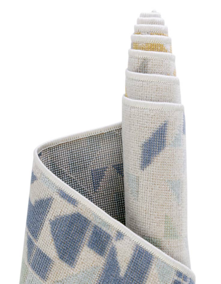 Detail image of  2' x 6' Lotus Runner Rug