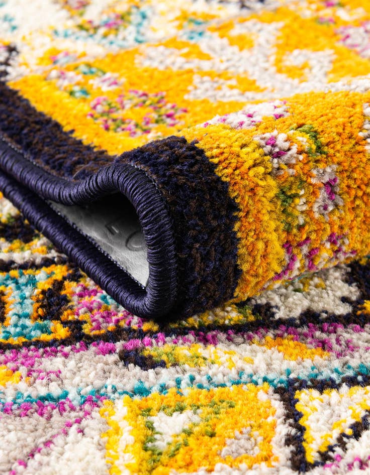Detail image of  2' 7 x 10' Madeline Runner Rug
