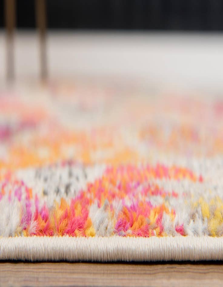Detail image of  2' 7 x 10'  Washable Mesa Runner Rug