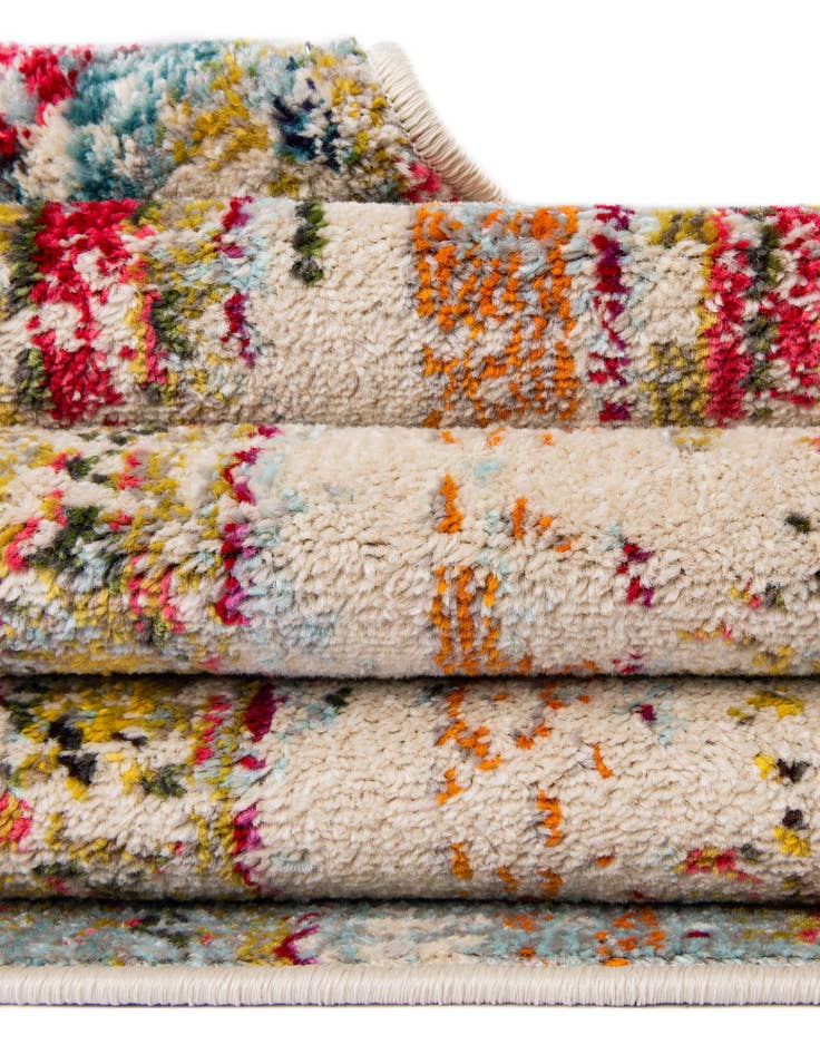 Detail image of  2' x 7'  Washable Mesa Runner Rug