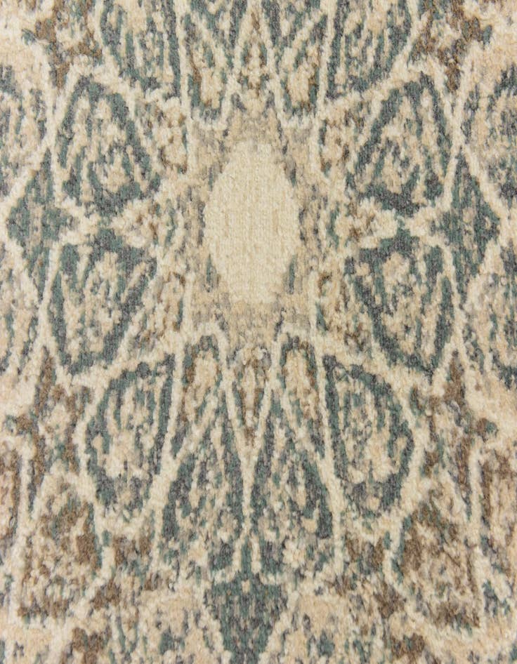 Detail image of  2' 6 x 10' Mojave Runner Rug
