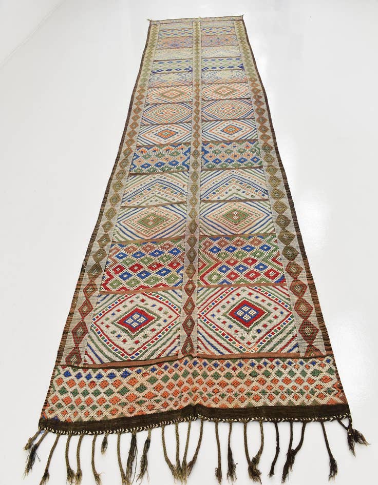 Detail image of  5' 10 x 14' 10  Hand Knotted Moroccan Wool Runner Rug
