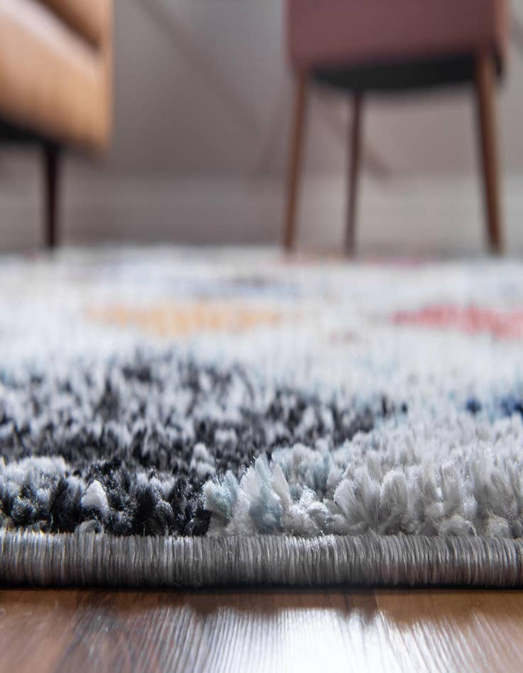 Detail image of  2' 7 x 10' Morocco Runner Rug