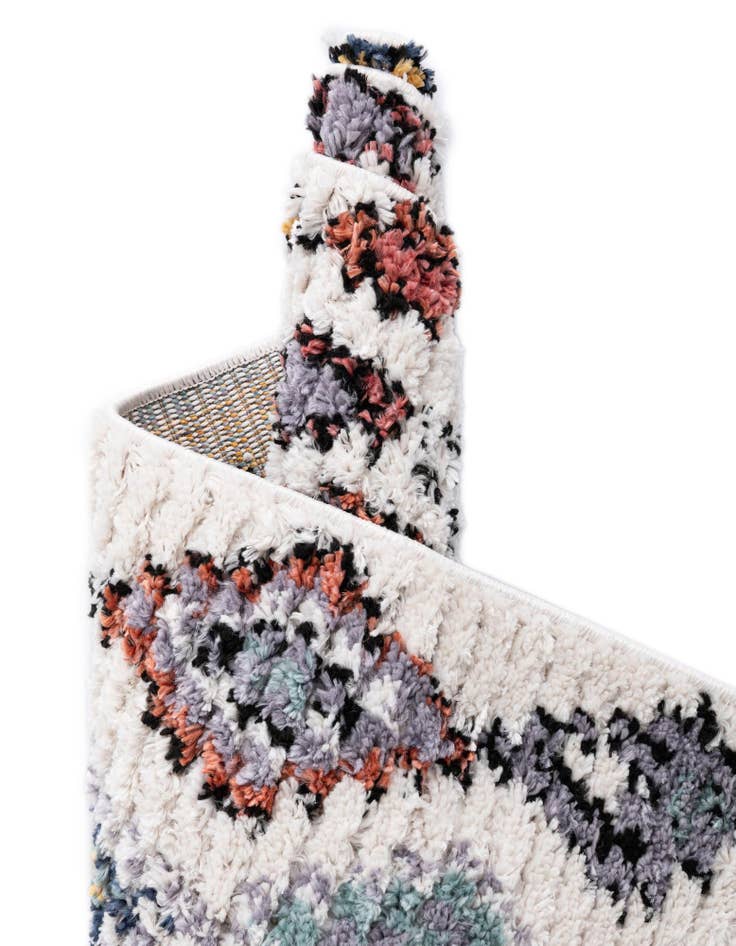 Detail image of  2' 2 x 6' Morocco Runner Rug