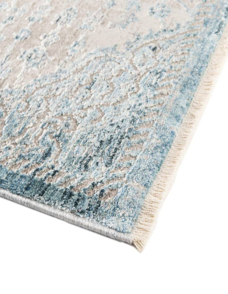 Detail image of  2' 7 x 8' Noble Runner Rug