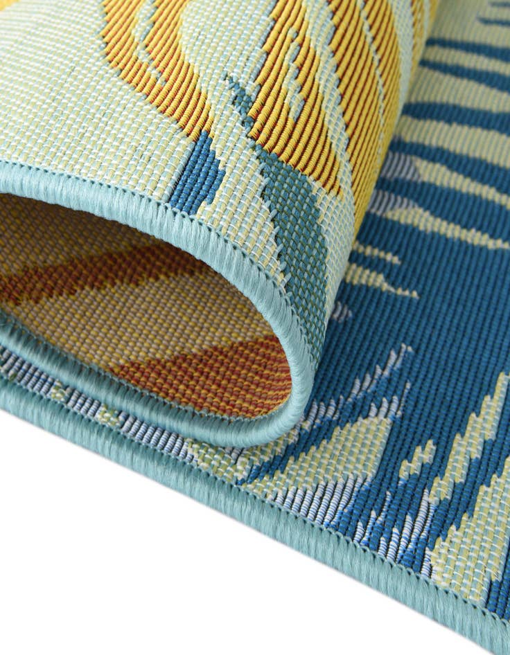 Detail image of  2' 7 x 5' 3  Washable Botanical Indoor / Outdoor Runner Rug