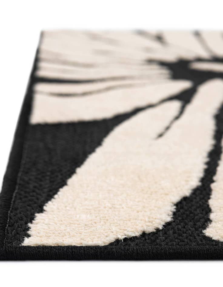 Detail image of  2' 7 x 10'  Washable Casablanca Indoor / Outdoor Runner Rug