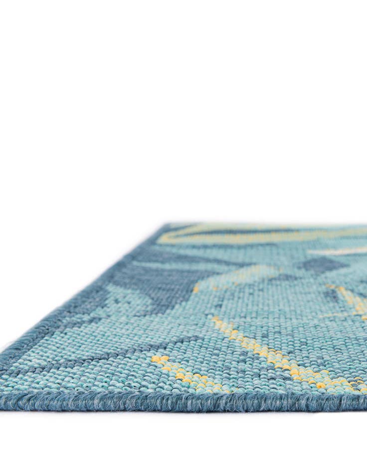 Detail image of  2' x 6'  Washable Coastal Indoor / Outdoor Runner Rug