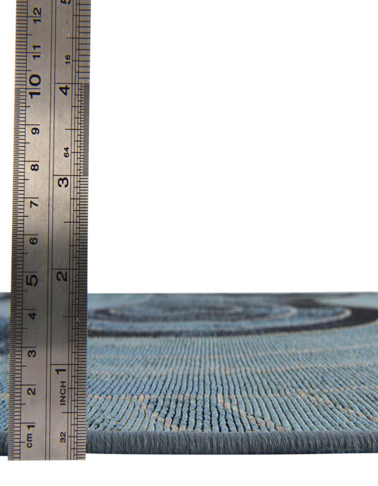 Detail image of  2' 7 x 5' 3  Washable Modern Indoor / Outdoor Runner Rug