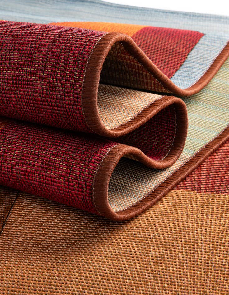 Detail image of  2' x 6'  Washable Modern Indoor / Outdoor Runner Rug